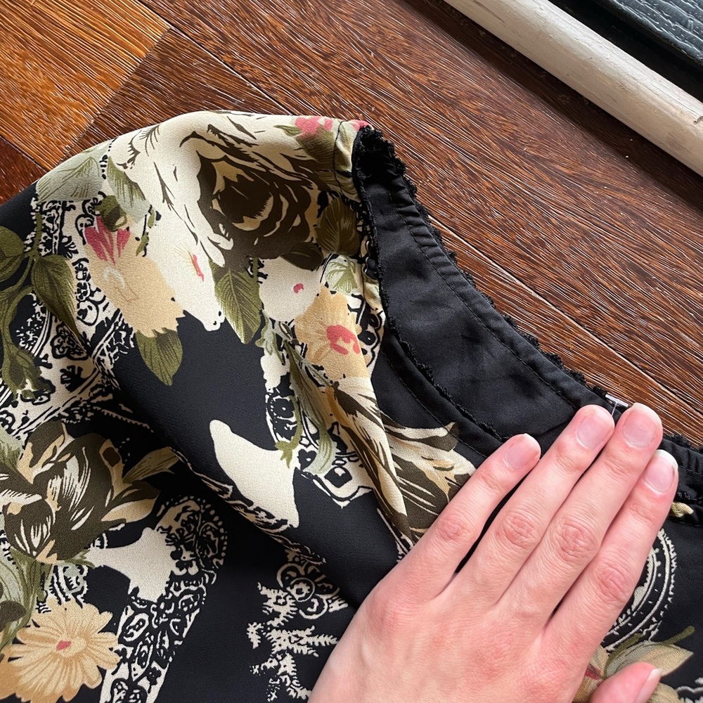 VINTAGE floral lace slip midi skirt - Picture 4 of 9